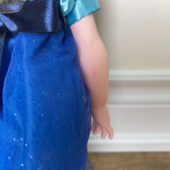 Disney Elsa Toddler Doll - Picture 11 of 12